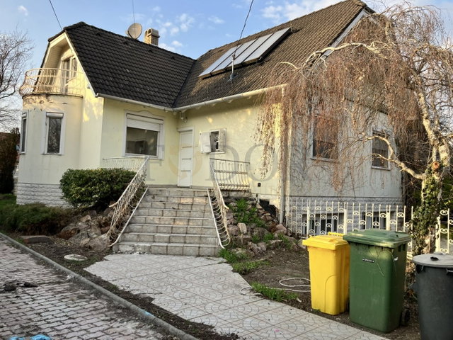 Eladó családi ház, Dunaharasztin 135 M Ft, 5 szobás