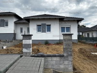 Eladó családi ház