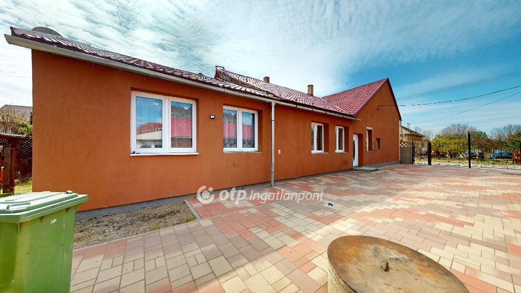 4 bed · 168m² · 35.000.000 ft