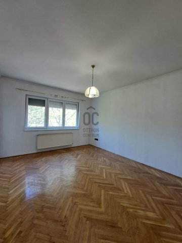 Eladó téglalakás, Debrecenben 74.9 M Ft, 2 szobás
