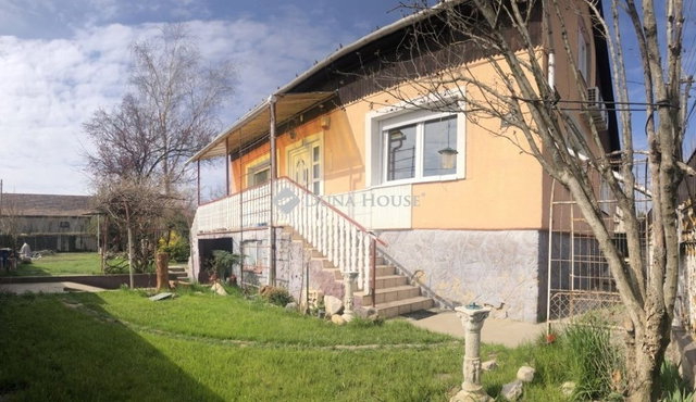 Eladó családi ház, Dömsödön 62.9 M Ft, 6 szobás