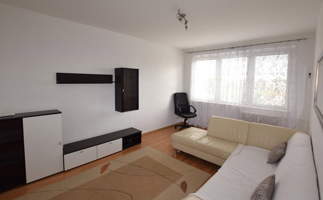 Kiadó panellakás, albérlet, Debrecenben 195 E Ft / hó