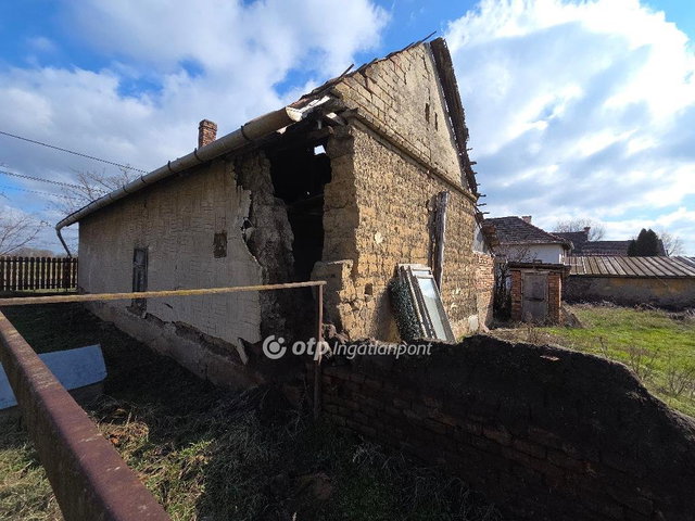 Eladó telek, Orosházán 2.5 M Ft / költözzbe.hu