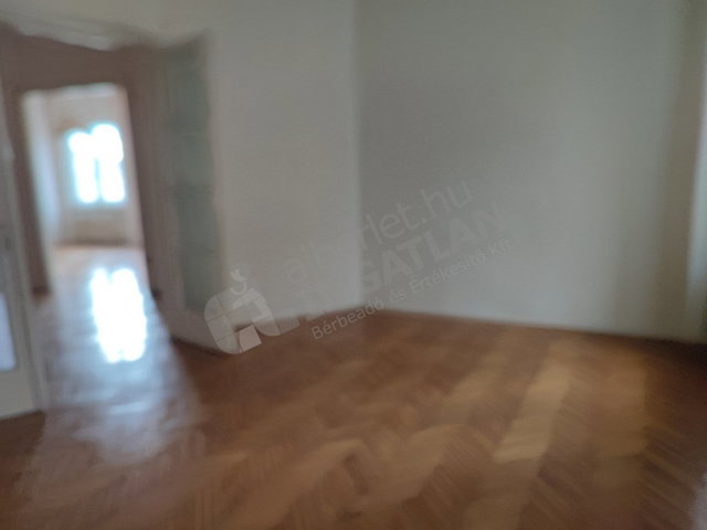 Kiadó téglalakás, albérlet, VII. kerületben, Károly körúton