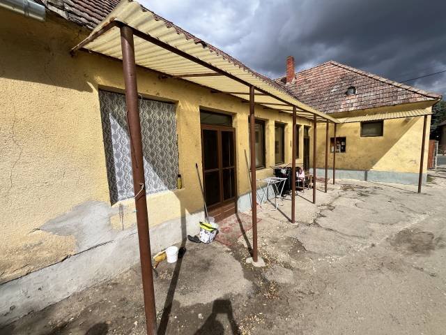 Eladó családi ház, Takácsin 17.5 M Ft, 3 szobás