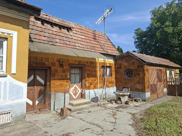 Eladó családi ház, Sajószögeden 31.5 M Ft, 4+1 szobás