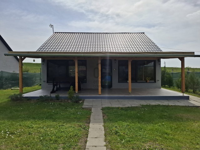Eladó nyaraló, Békésszentandráson 130 M Ft, 4 szobás