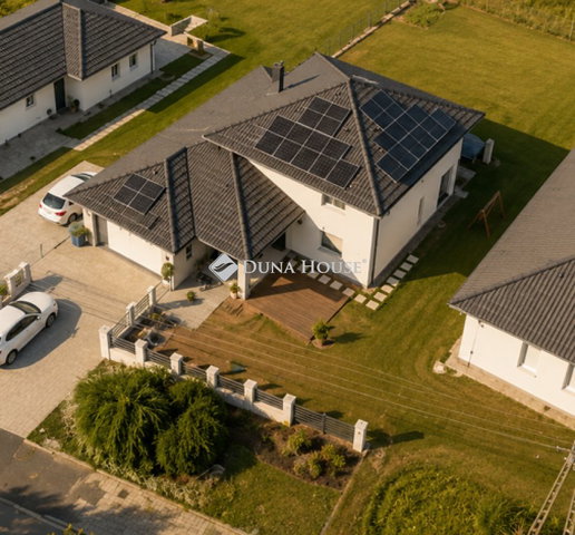Eladó családi ház, Nemesvámoson 249 M Ft, 6 szobás