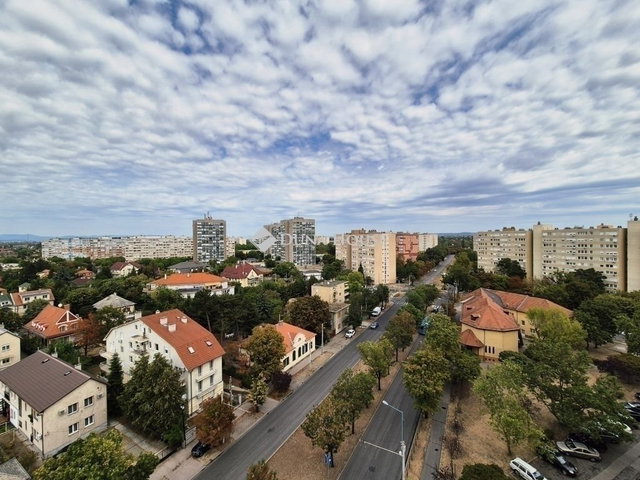 Eladó panellakás, Budapesten, XIV. kerületben 79.9 M Ft, 3 szobás