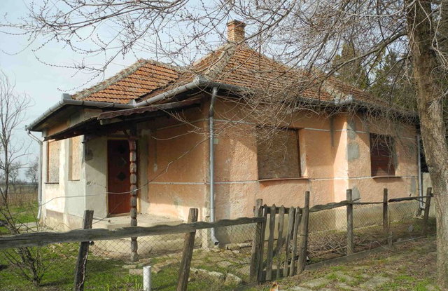 Eladó családi ház, Alattyánban, Déryné utcában 3.86 M Ft
