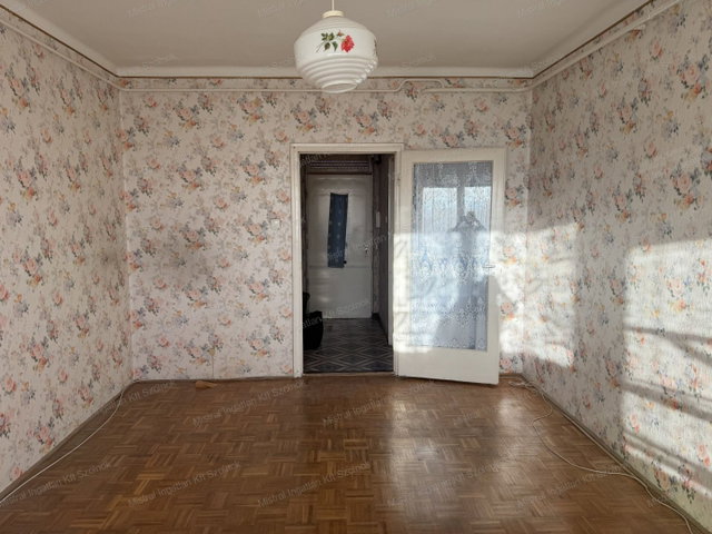 Eladó téglalakás, Törökszentmiklóson 25.5 M Ft, 1+1 szobás