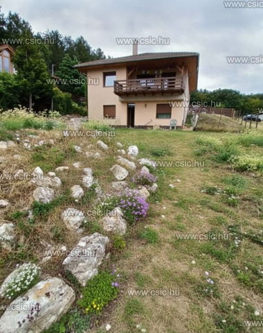 Eladó családi ház, Pilisszentkereszten 189 M Ft, 5+1 szobás