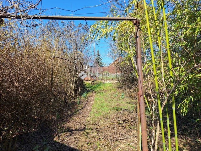 Eladó családi ház, Újbarokon 7.95 M Ft, 1 szobás