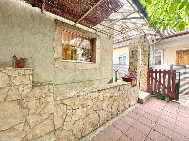 Eladó családi ház, Budapesten, XXIII. kerületben 93.5 M Ft