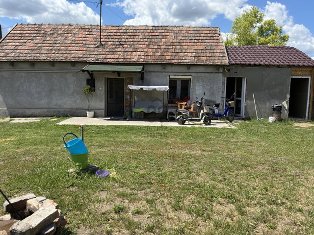 Eladó családi ház, Tápiószelén 24.9 M Ft, 1 szobás