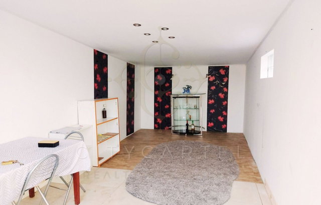 Eladó családi ház, Dunaföldváron 53 M Ft, 2+1 szobás