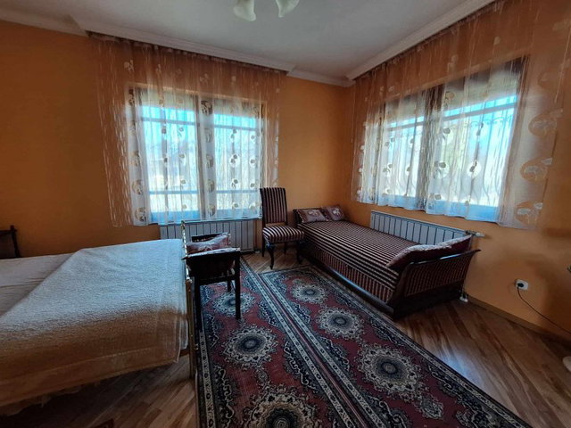 Eladó családi ház, Lajosmizsén 280 M Ft, 4 szobás