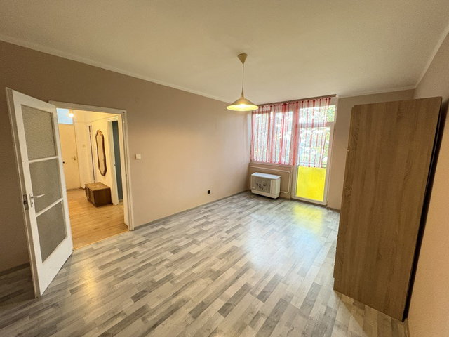 Eladó téglalakás, Kaposváron, Arany János utcában 27.2 M Ft