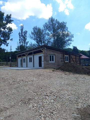 Eladó családi ház, Tatabányán 24.99 M Ft, 3 szobás