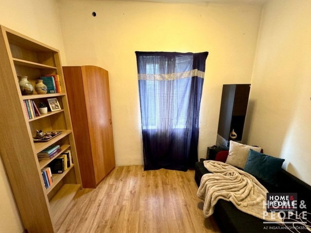 Eladó családi ház, Makón 35 M Ft, 2 szobás