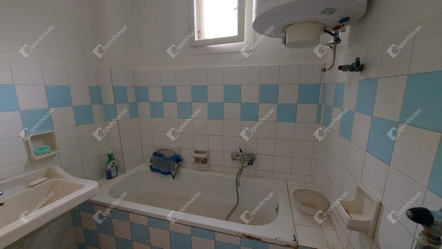 Eladó családi ház, Győrszemerén 36.5 M Ft, 3 szobás