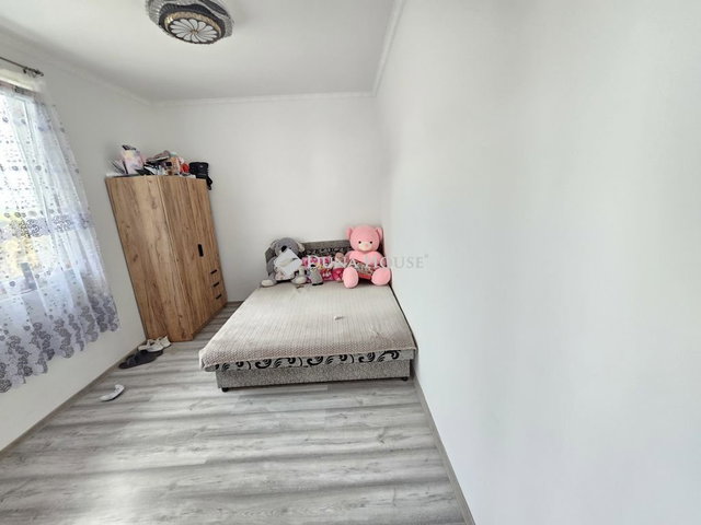Eladó családi ház, Enyingen 55 M Ft, 4 szobás