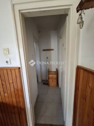 Eladó családi ház, Erdőkertesen 75 M Ft, 2 szobás