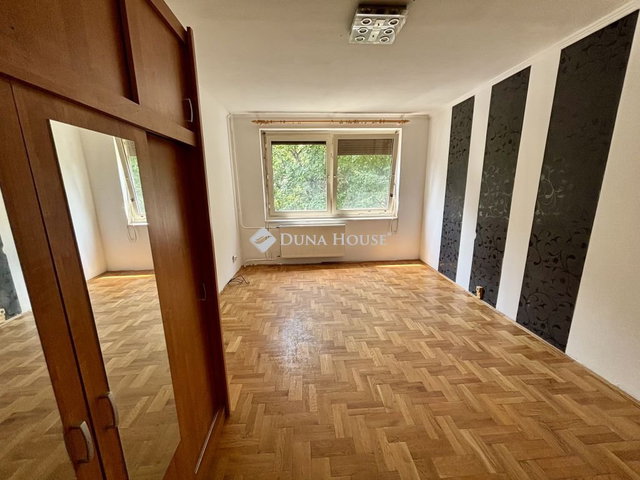 Eladó panellakás, Tatabányán, Gábor Áron utcában 47.9 M Ft