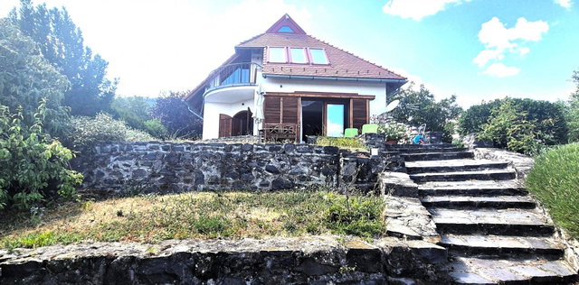 Eladó családi ház, Badacsonytomajon, Erdős utcában 249 M Ft