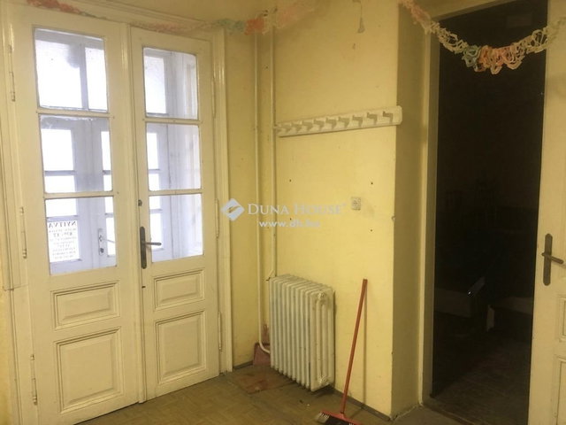 Eladó családi ház, Bólyban 39.9 M Ft, 5 szobás