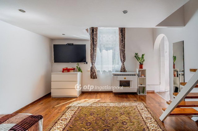 Eladó téglalakás, Budapesten, VIII. kerületben 46.99 M Ft