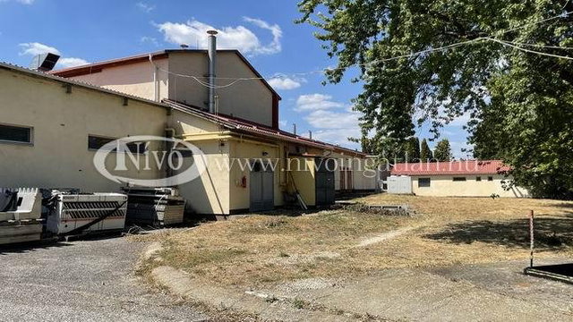 Eladó mezogazdasagi ingatlan, Veszprémben 880 M Ft