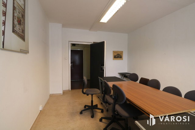 Eladó iroda, Szegeden 9.2 M Ft, 2+1 szobás / költözzbe.hu