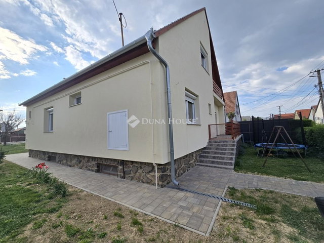 Eladó családi ház, Kozármislenyen, Móra Ferenc utcában