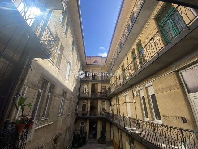 Eladó téglalakás, Budapesten, IX. kerületben 126.9 M Ft