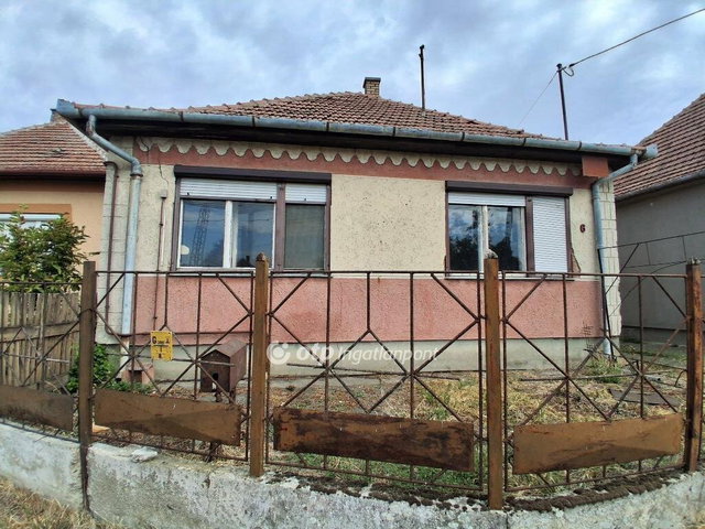 Eladó családi ház, Biharkeresztesen 25.9 M Ft, 2 szobás