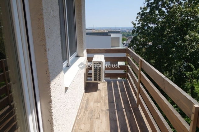 Eladó téglalakás, Budapesten, II. kerületben 109.9 M Ft