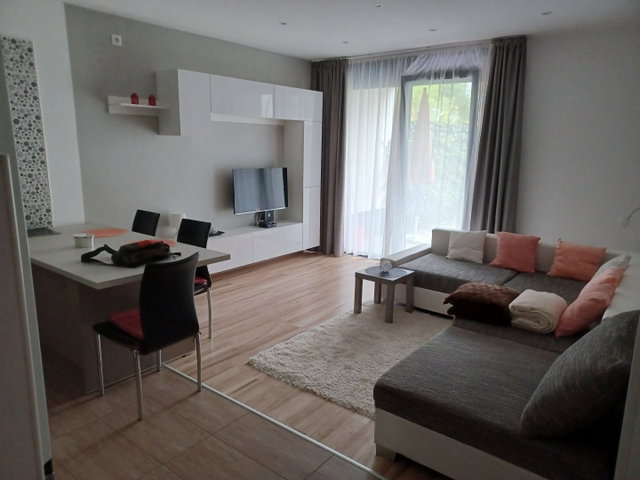 Kiadó téglalakás, albérlet, Debrecenben 280 E Ft / hó, 2 szobás