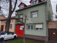 Eladó családi ház, Debrecenben 209.9 M Ft, 8 szobás