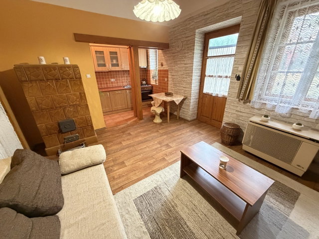 Eladó téglalakás, Kaposváron, Pécsi utcában 32.8 M Ft