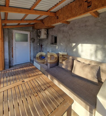 Eladó családi ház, Békésen, Szendrei utcában 0.028 M Ft