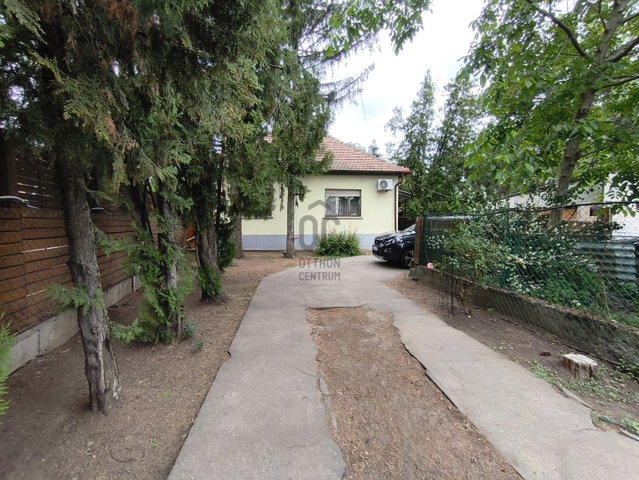 Eladó családi ház, Hatvanban 62 M Ft, 3 szobás