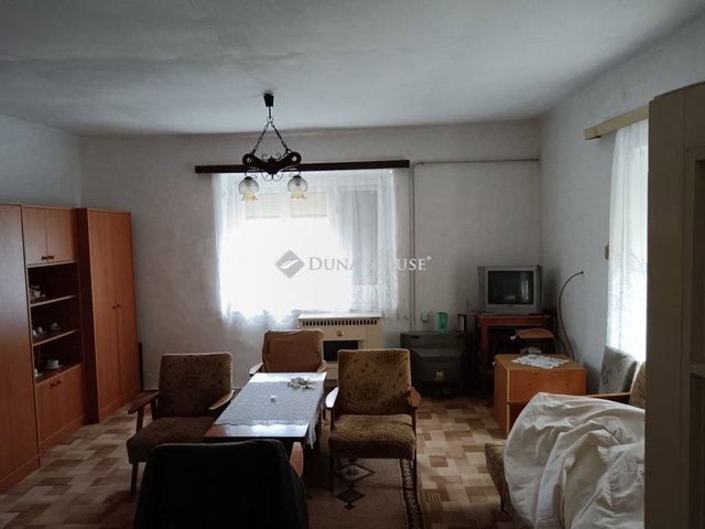 Eladó családi ház, Tiszaroffon, Aradi úton 11 M Ft, 2 szobás