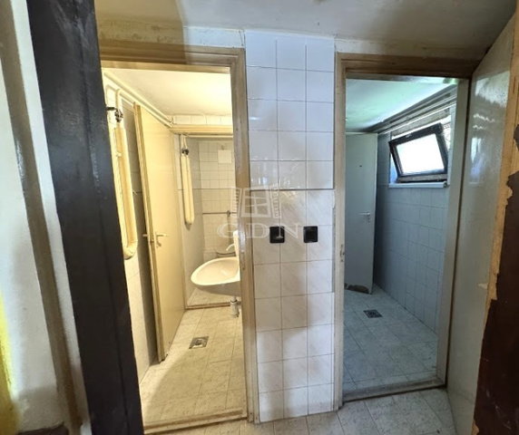 Eladó üzlethelyiség, Budapesten, XXII. kerületben 33.9 M Ft