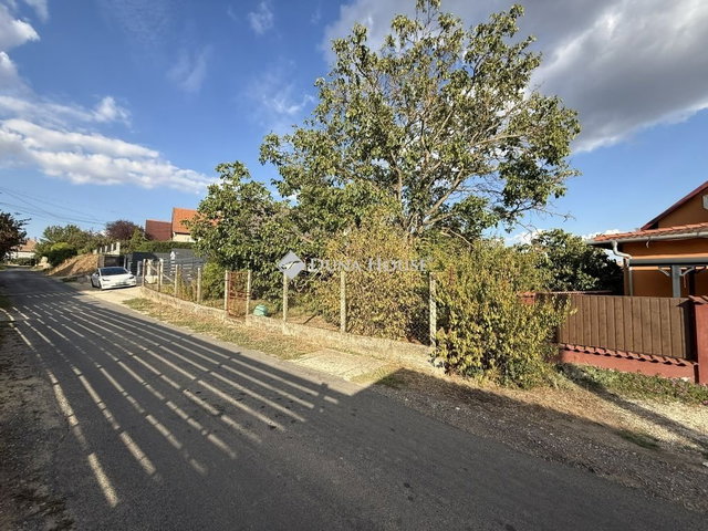 Eladó telek, Sülysápon 27.5 M Ft / költözzbe.hu