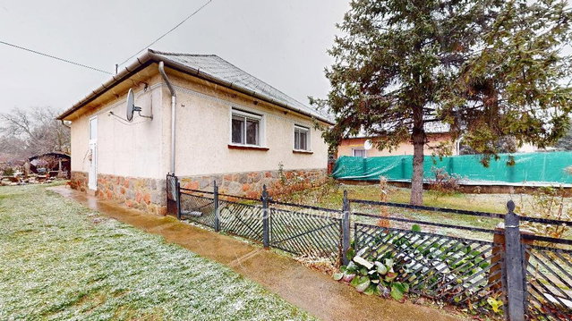 Eladó családi ház, Szikszón 43 M Ft, 3+1 szobás