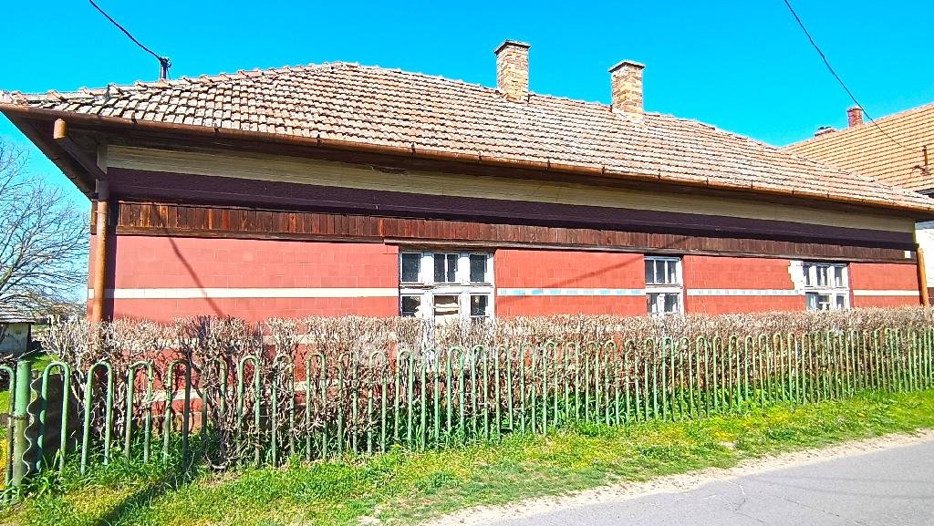 3 bed · 96m² · 18.990.000 ft