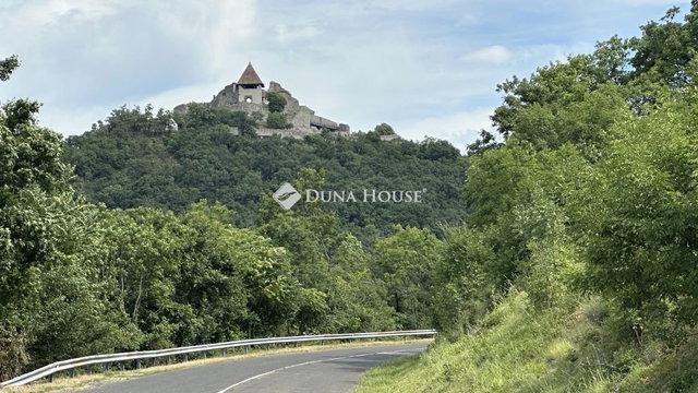 Eladó telek, Visegrádon 7.5 M Ft / költözzbe.hu