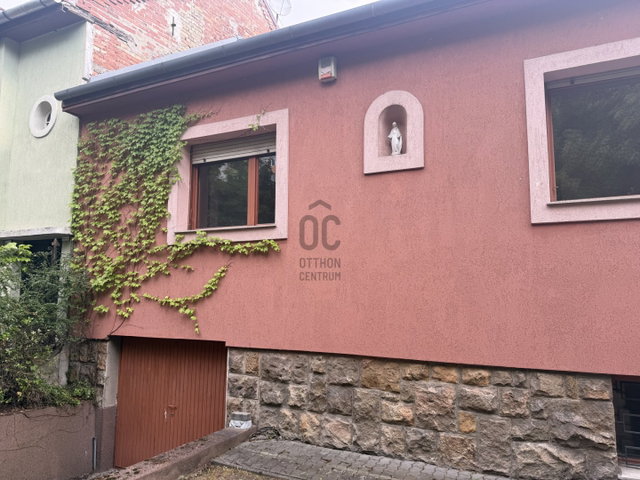Eladó családi ház, Budapesten, XI. kerületben 220 M Ft, 3 szobás