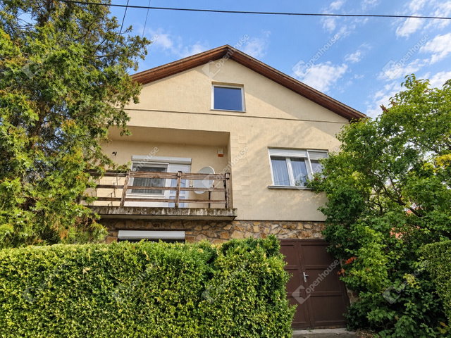 Eladó családi ház, Iszkaszentgyörgyön 69.9 M Ft, 4 szobás